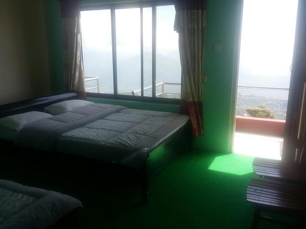 Himalayan Crown Lodge Pokhara Zewnętrze zdjęcie
