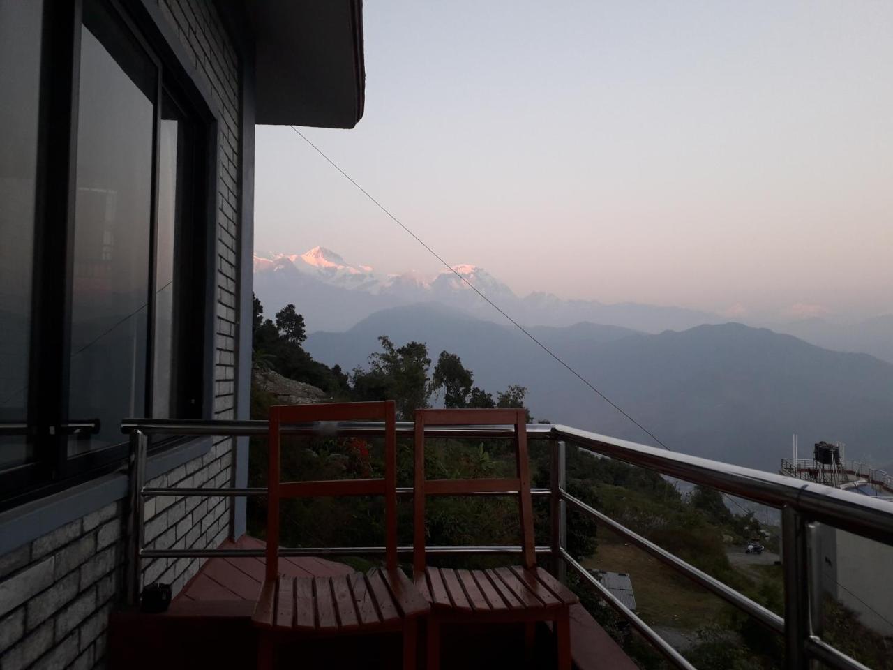 Himalayan Crown Lodge Pokhara Zewnętrze zdjęcie