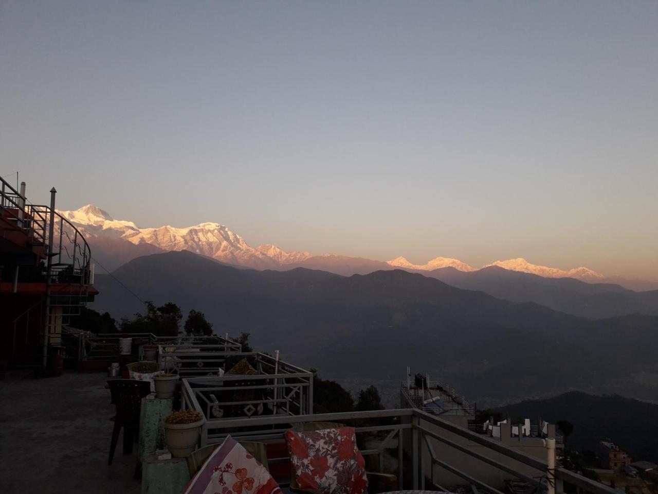 Himalayan Crown Lodge Pokhara Zewnętrze zdjęcie